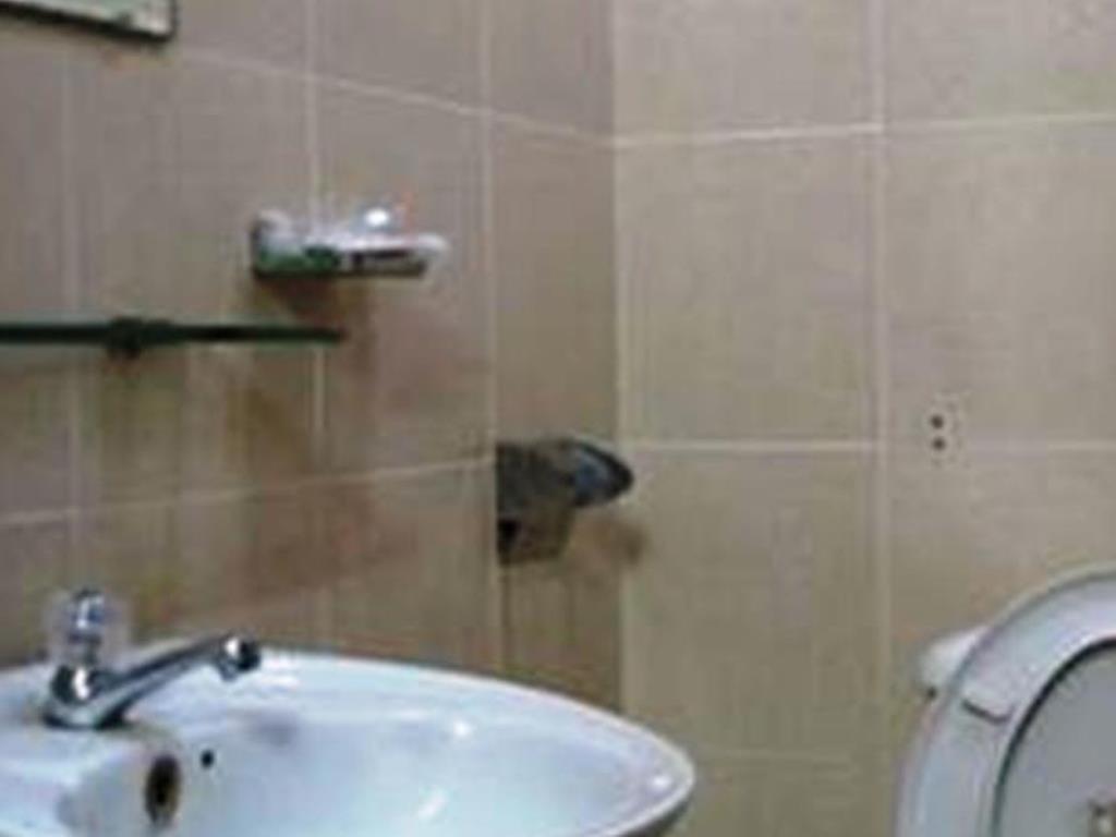 Hoang Tay 2 Hotel Ho Chi Minh-stad Buitenkant foto